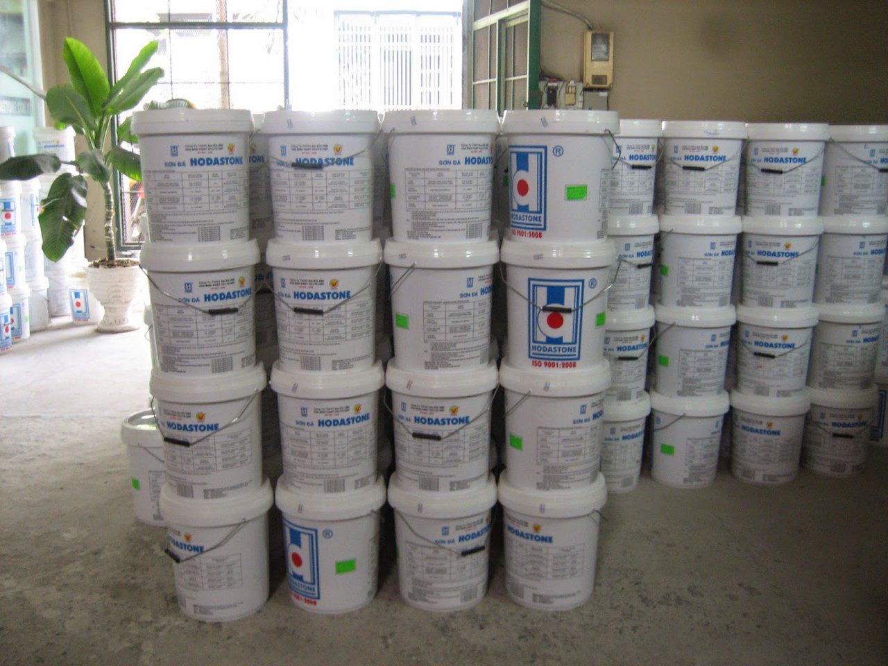 Đại lý sơn giả đá Hòa Bình- nhà phân phối chính hãng, giao hàng miễn phí